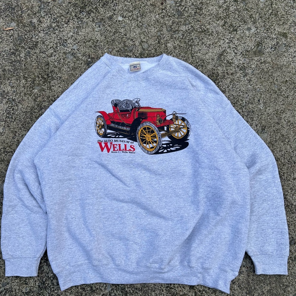 Vintage Wells Maine crewneck